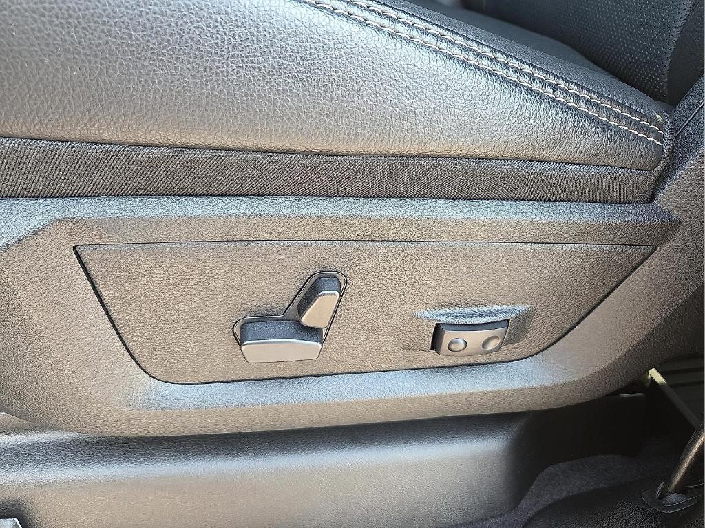 new 2025 Ram 2500 car, priced at $73,701