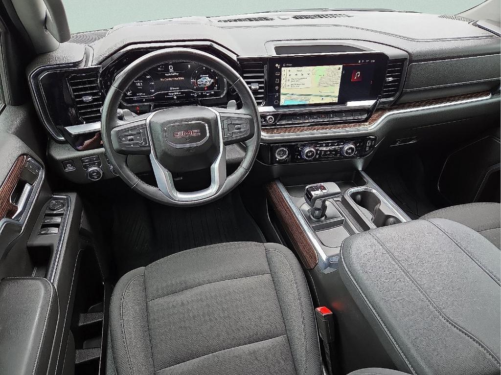 used 2023 GMC Sierra 1500 car, priced at $40,227