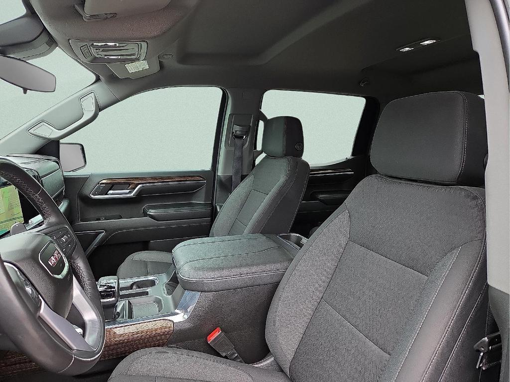 used 2023 GMC Sierra 1500 car, priced at $40,227