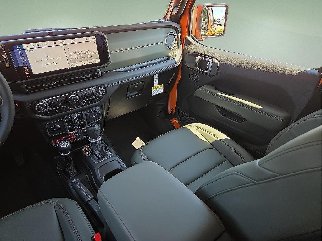 new 2025 Jeep Gladiator car, priced at $53,189