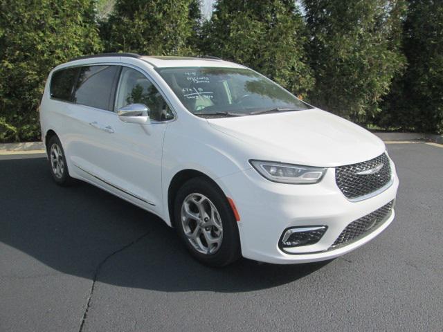 used 2022 Chrysler Pacifica car, priced at $30,575