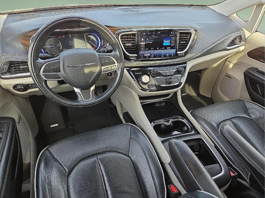 used 2022 Chrysler Pacifica Hybrid car, priced at $19,134