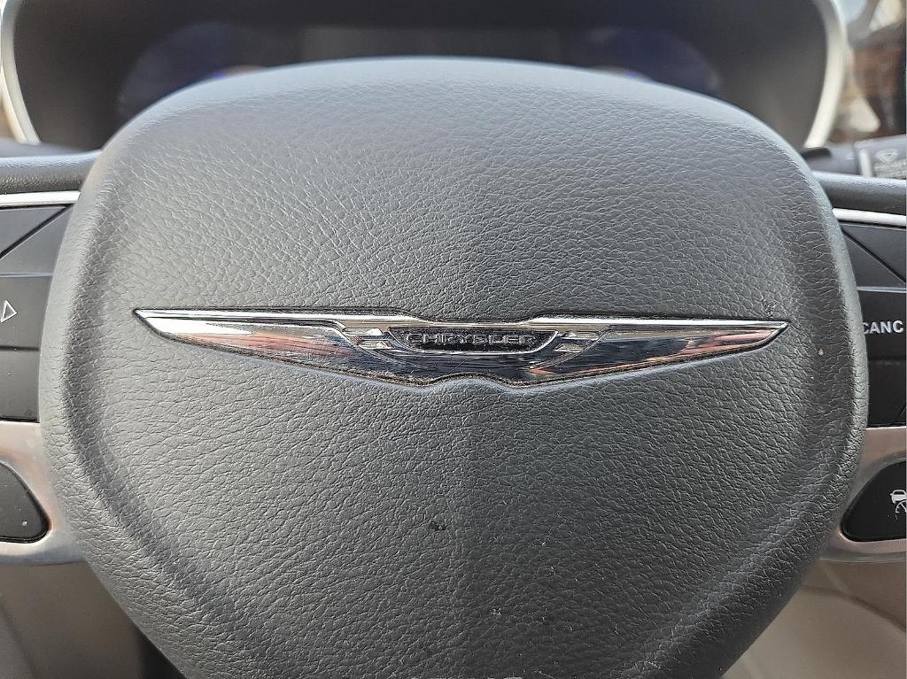 used 2022 Chrysler Pacifica Hybrid car, priced at $19,134