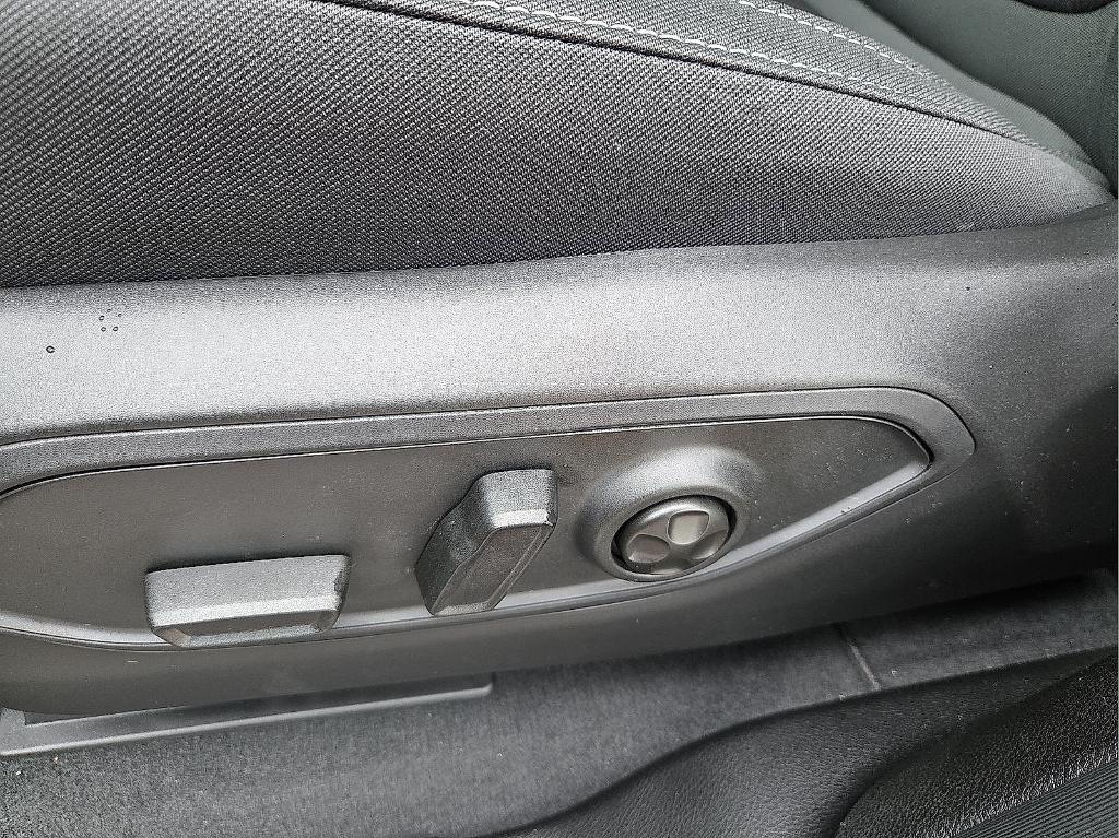 new 2025 Jeep Grand Cherokee L car, priced at $39,287