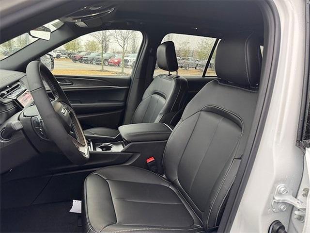 new 2025 Jeep Grand Cherokee car, priced at $42,648