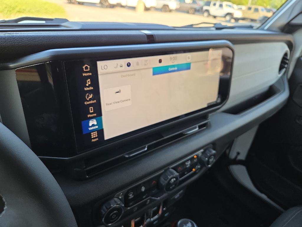 new 2025 Jeep Wrangler car, priced at $50,578