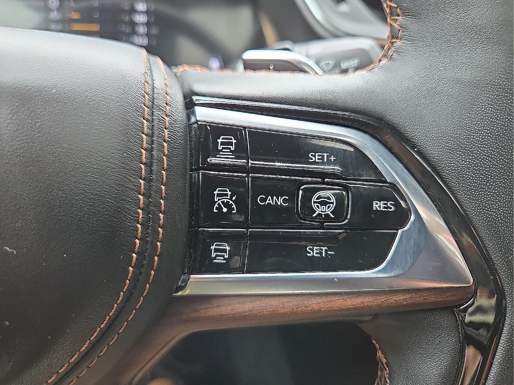 used 2022 Jeep Grand Cherokee car, priced at $43,127
