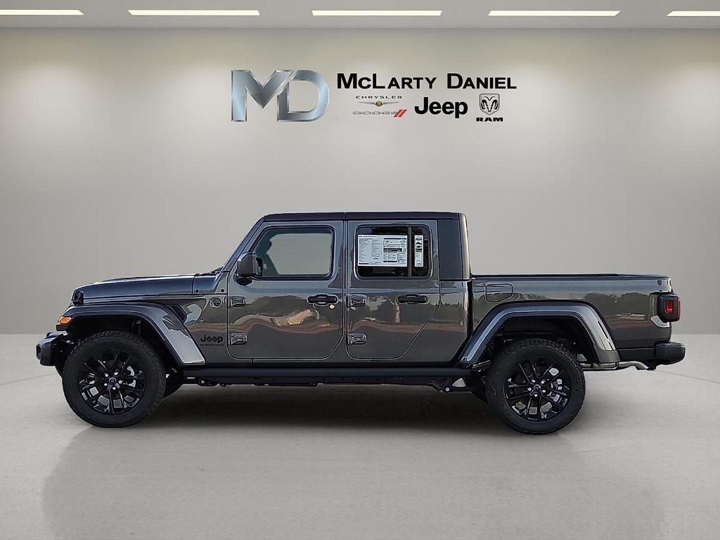 new 2025 Jeep Gladiator car, priced at $37,578