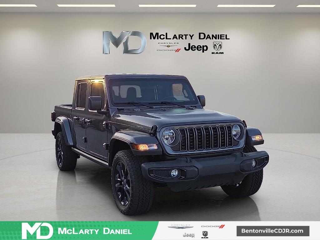 new 2025 Jeep Gladiator car, priced at $40,578