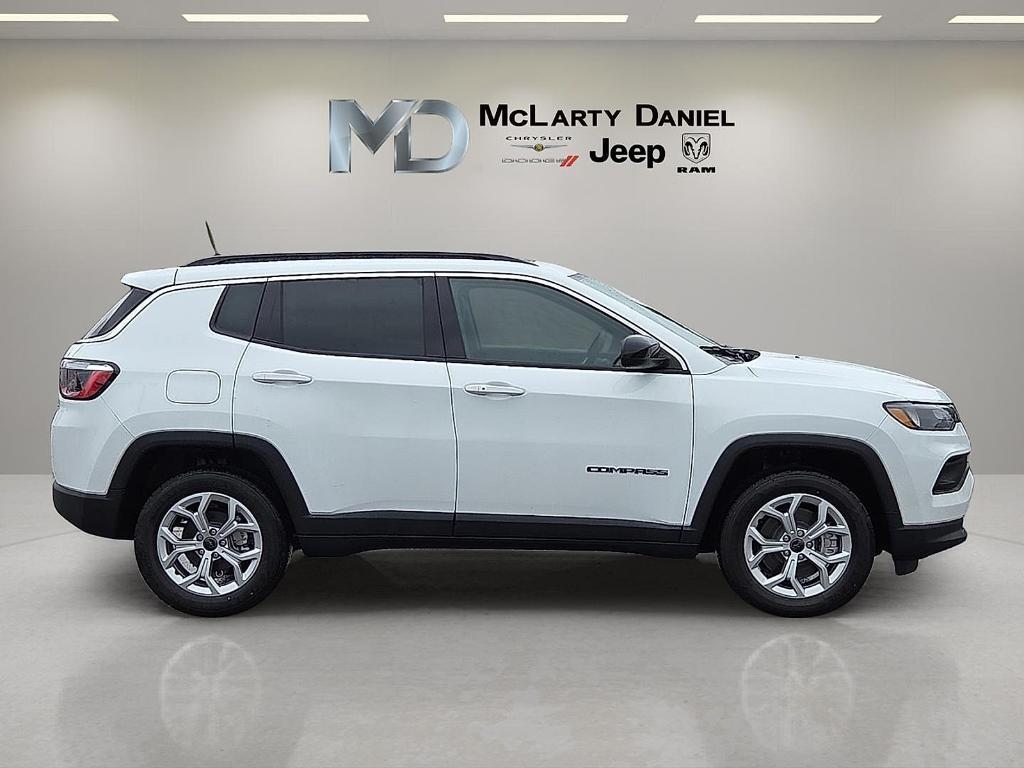 new 2026 Jeep Compass car, priced at $29,721