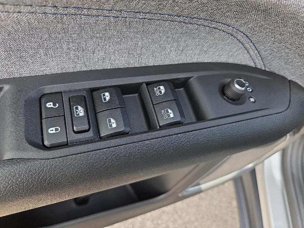 new 2025 Jeep Compass car, priced at $27,426