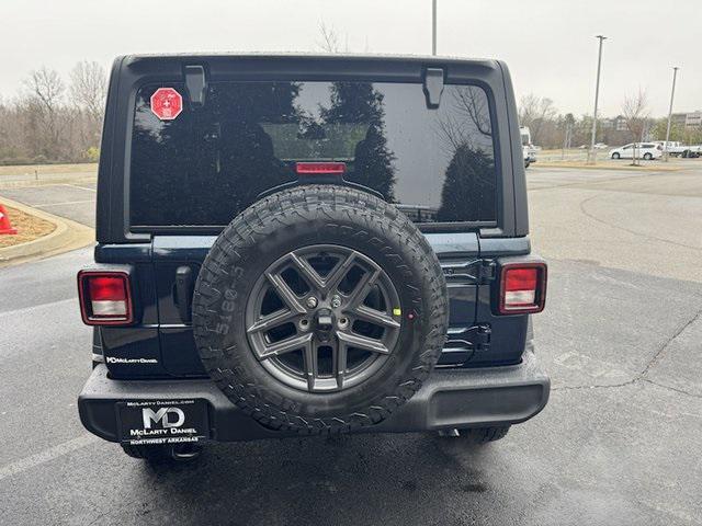 new 2025 Jeep Wrangler car, priced at $49,235