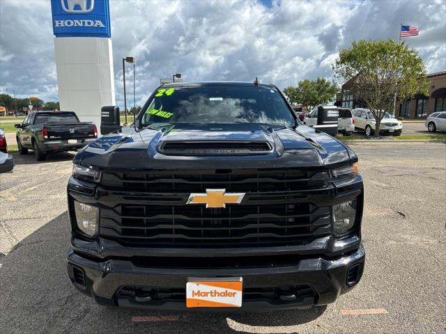 used 2024 Chevrolet Silverado 2500 car, priced at $51,995