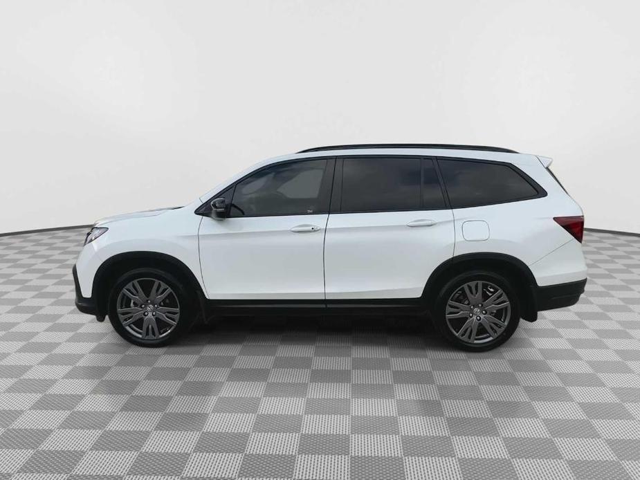 used 2022 Honda Pilot car, priced at $27,588