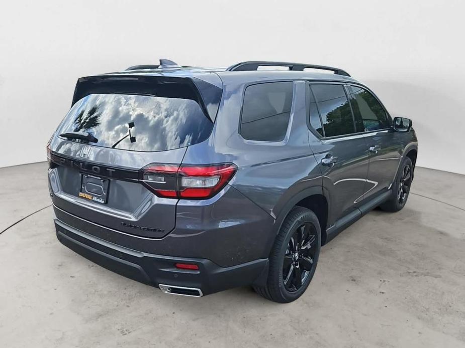 new 2025 Honda Pilot car, priced at $51,499