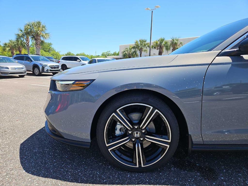 new 2025 Honda Accord Hybrid car, priced at $33,654