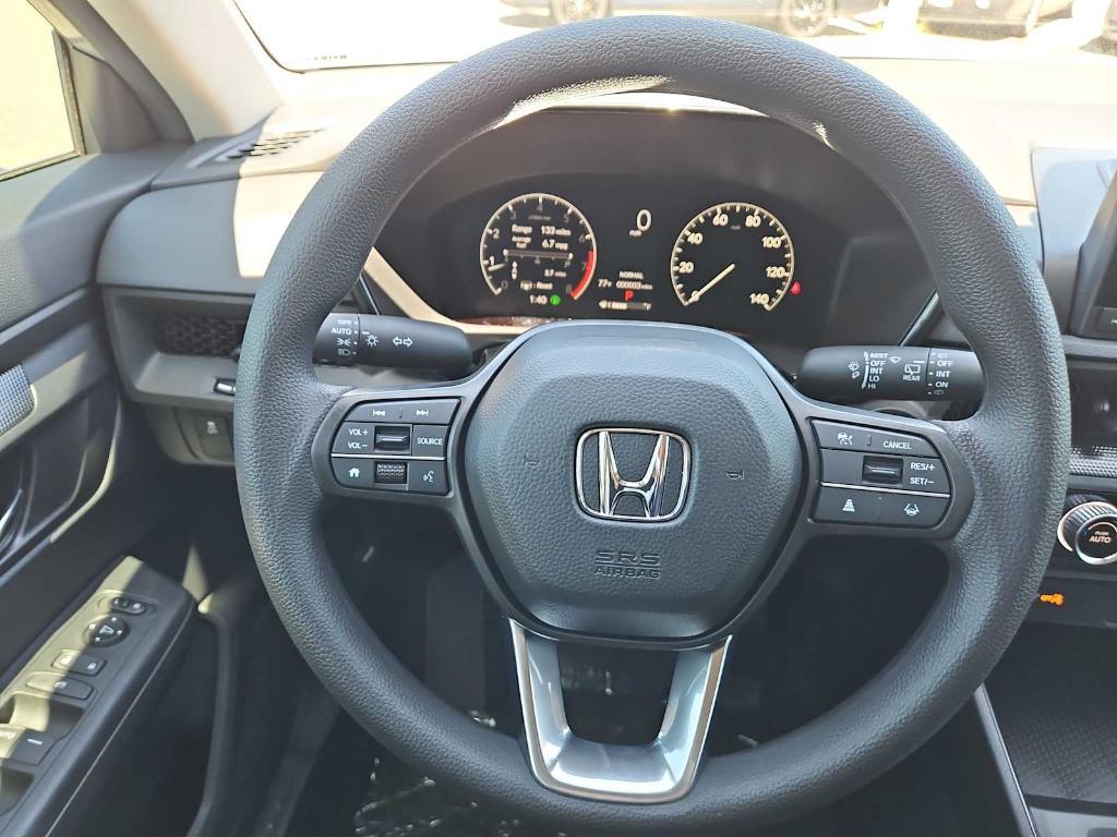 new 2025 Honda CR-V car, priced at $30,685