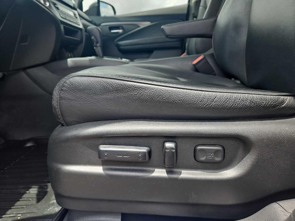 used 2020 Honda Pilot car, priced at $23,288