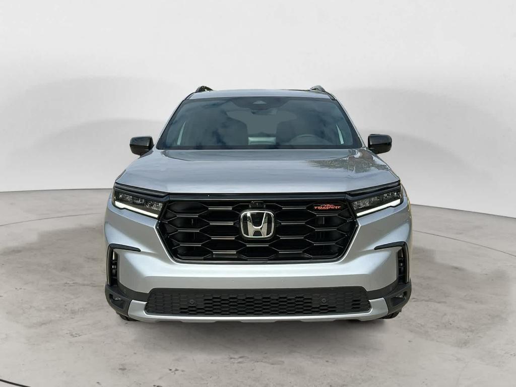 new 2025 Honda Pilot car, priced at $47,432