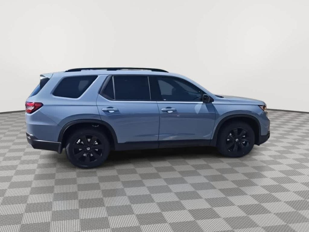 new 2025 Honda Pilot car, priced at $52,009