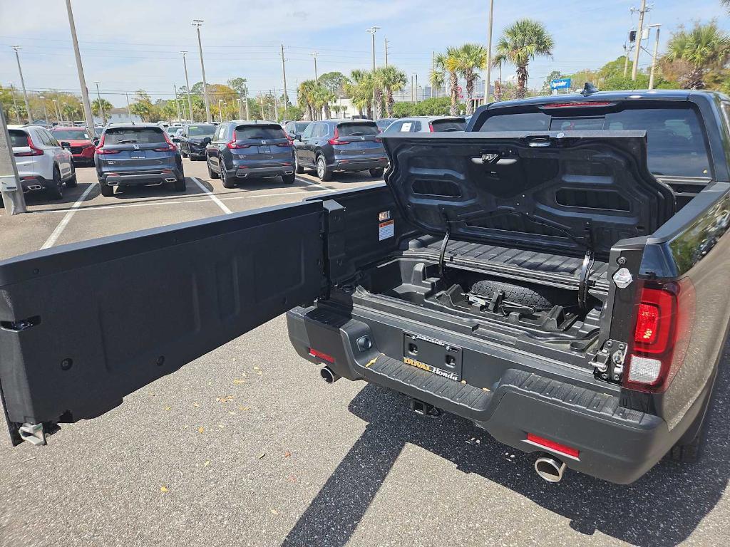 new 2025 Honda Ridgeline car, priced at $41,725