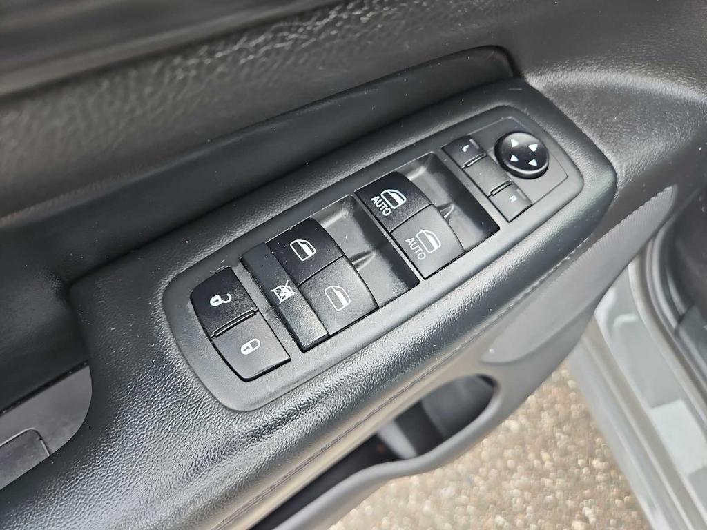used 2020 Jeep Grand Cherokee car, priced at $21,988