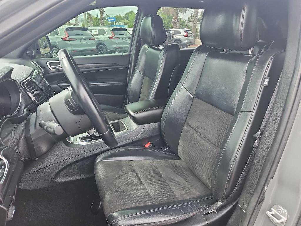 used 2020 Jeep Grand Cherokee car, priced at $21,988