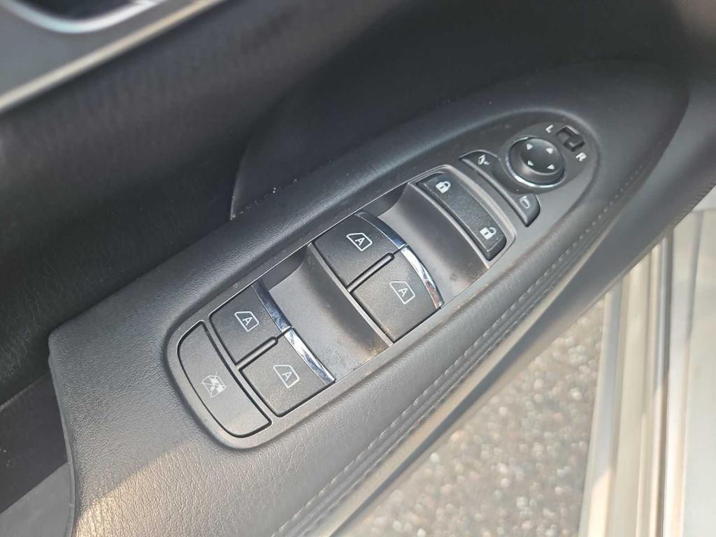 used 2015 INFINITI Q70 car, priced at $16,288