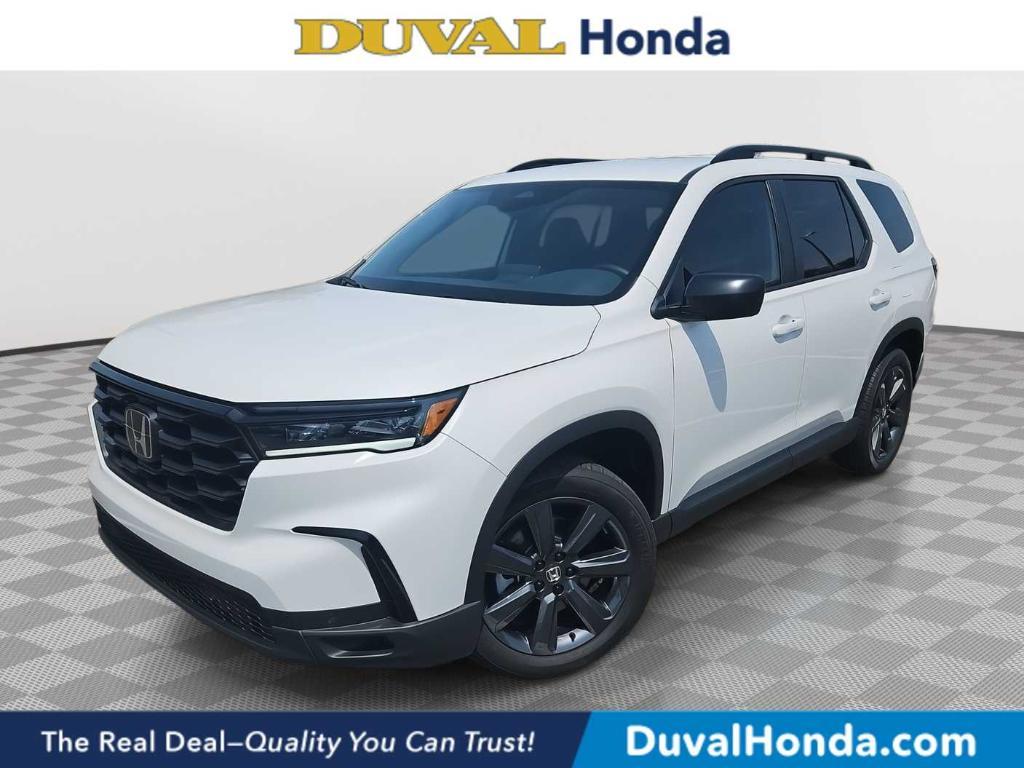 used 2025 Honda Pilot car, priced at $41,588
