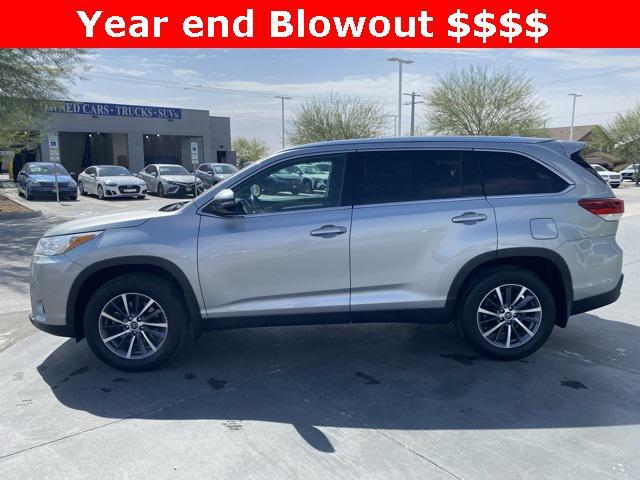 used 2019 Toyota Highlander car, priced at $25,999