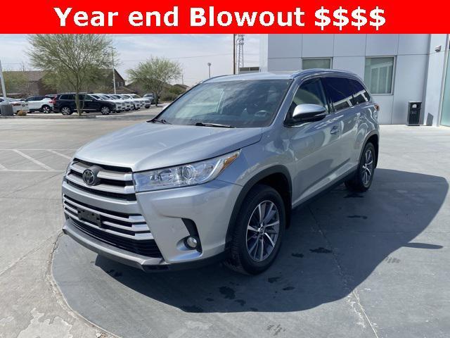 used 2019 Toyota Highlander car, priced at $25,999