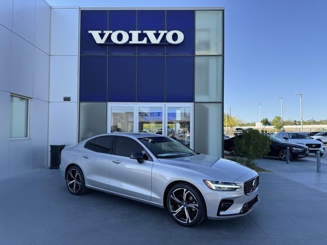 new 2024 Volvo S60 car, priced at $41,325