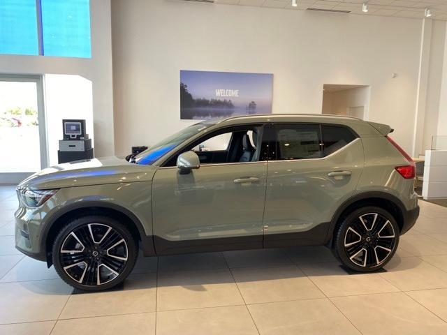 new 2024 Volvo XC40 car, priced at $53,605