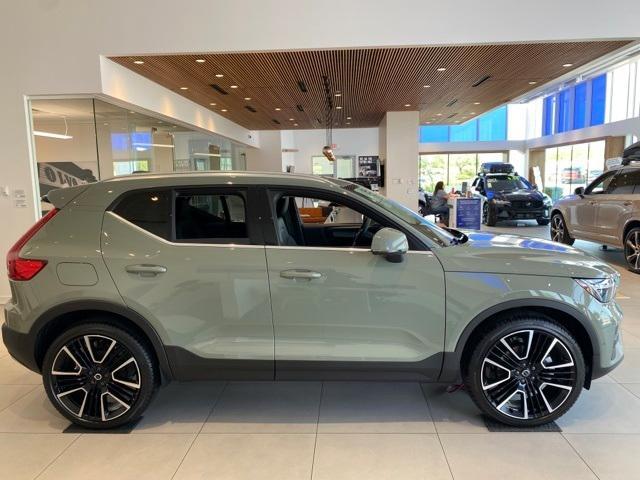 new 2024 Volvo XC40 car, priced at $53,605