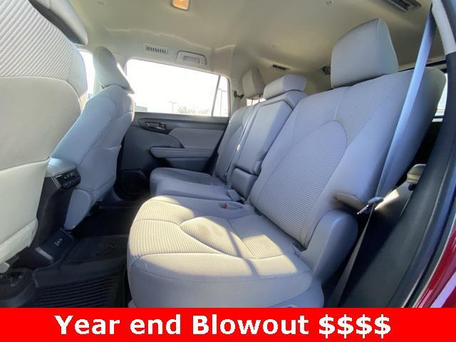 used 2023 Toyota Highlander car, priced at $31,998