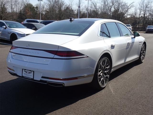 new 2025 Genesis G90 car, priced at $102,030