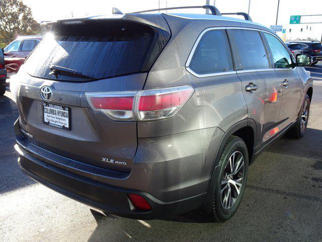 used 2016 Toyota Highlander car, priced at $17,546