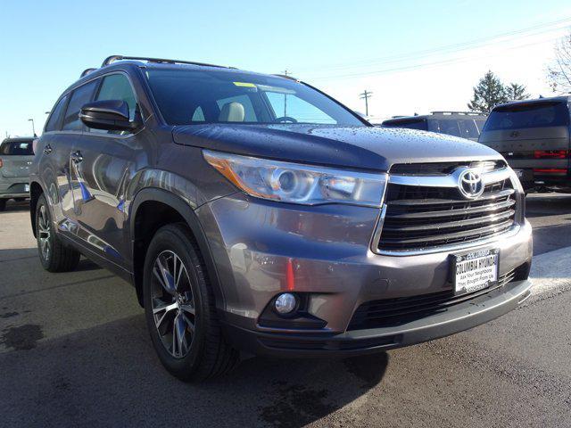 used 2016 Toyota Highlander car, priced at $17,546