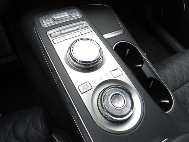 new 2025 Genesis GV70 car, priced at $67,809