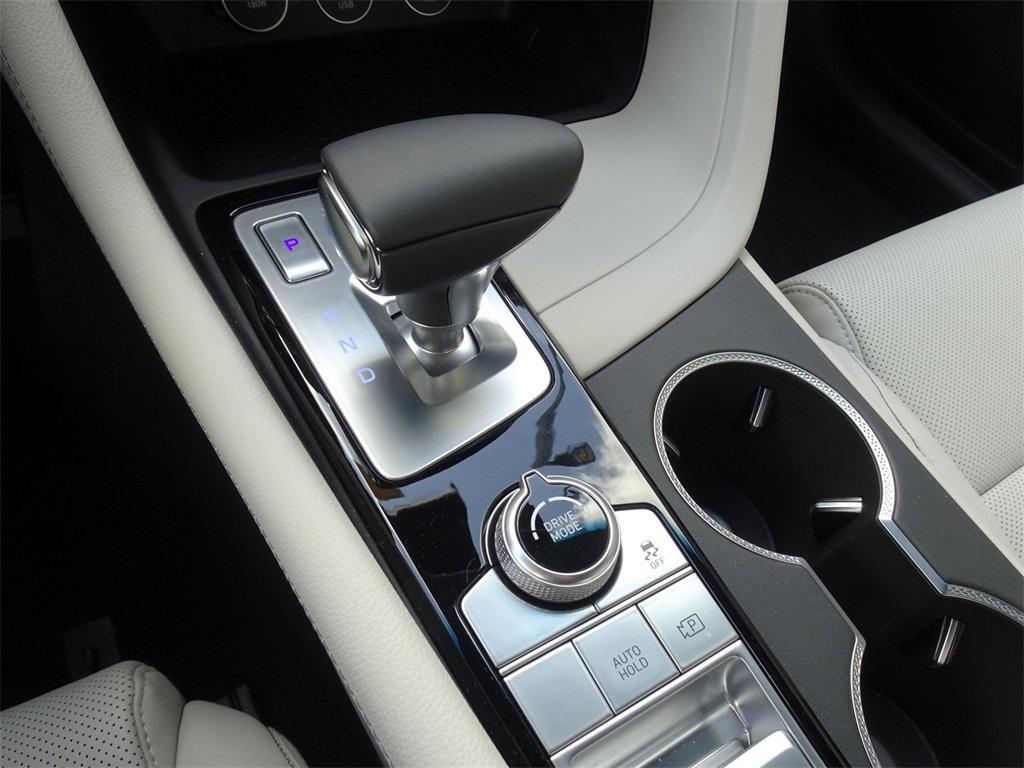 new 2025 Genesis G70 car, priced at $46,205