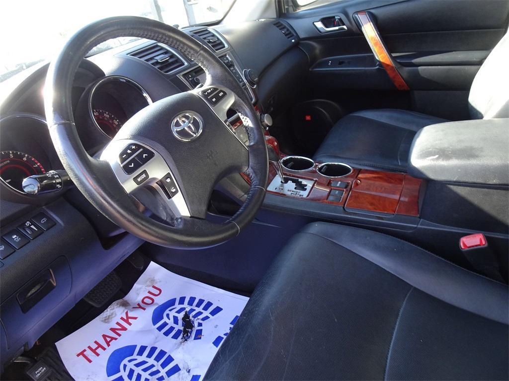 used 2013 Toyota Highlander car, priced at $12,000
