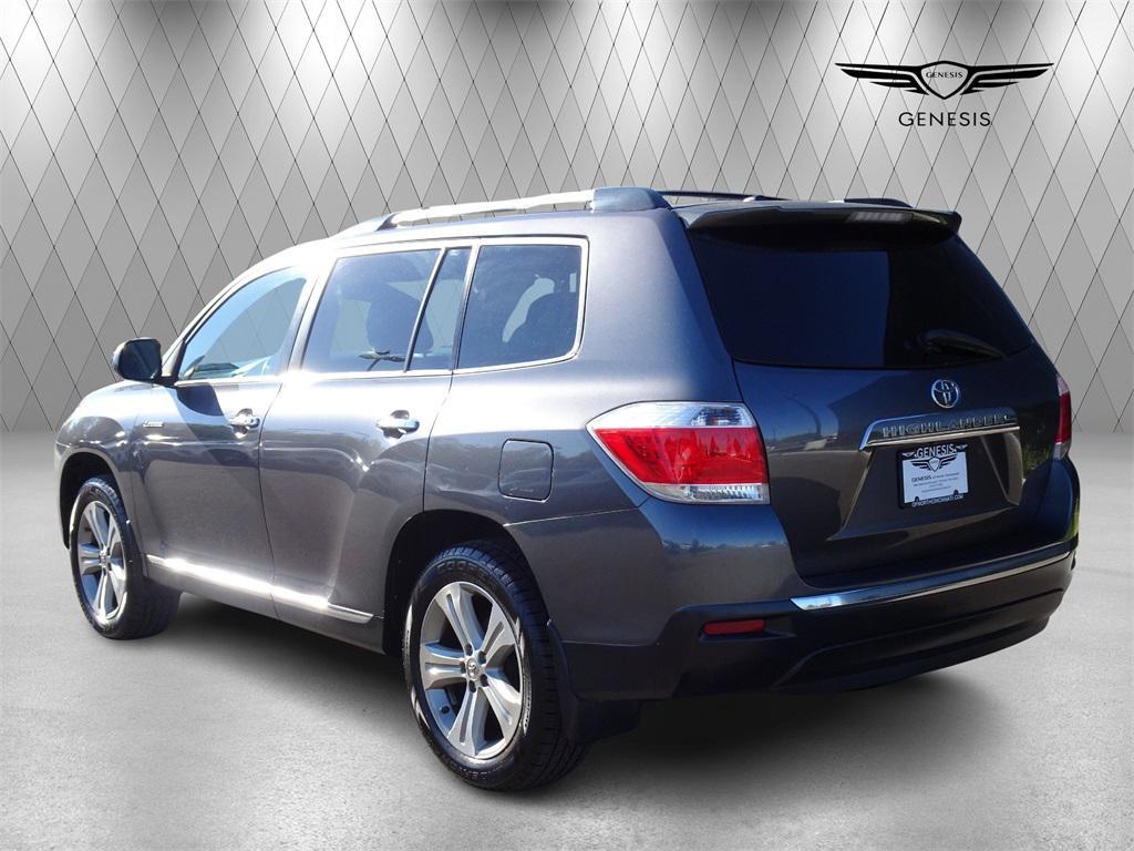 used 2013 Toyota Highlander car, priced at $12,000