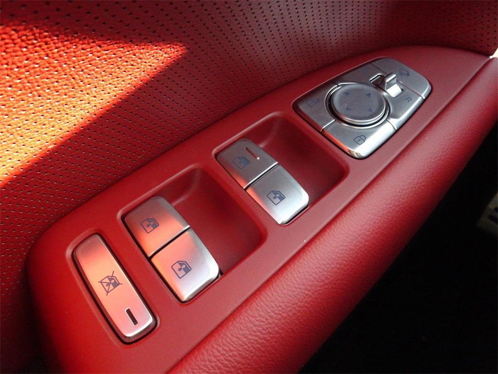 new 2025 Genesis G70 car, priced at $50,490