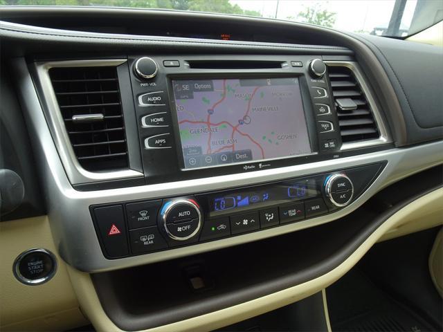 used 2015 Toyota Highlander car, priced at $14,135