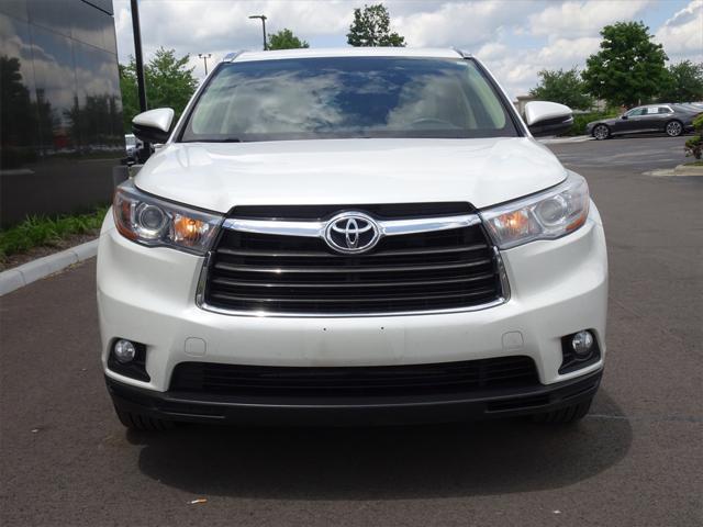 used 2015 Toyota Highlander car, priced at $14,135
