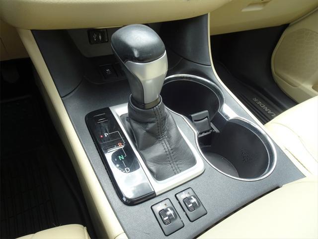 used 2015 Toyota Highlander car, priced at $14,135