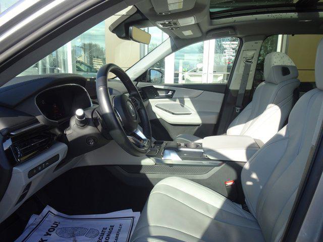 used 2022 Acura MDX car, priced at $42,077