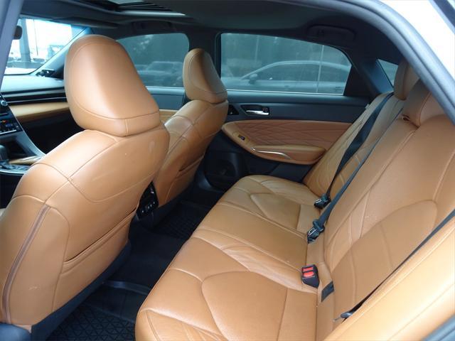 used 2019 Toyota Avalon car, priced at $30,220