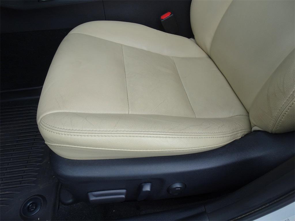 used 2018 Toyota Avalon car, priced at $25,000