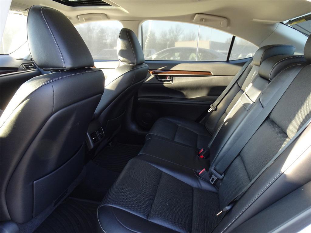used 2014 Lexus ES 350 car, priced at $19,000